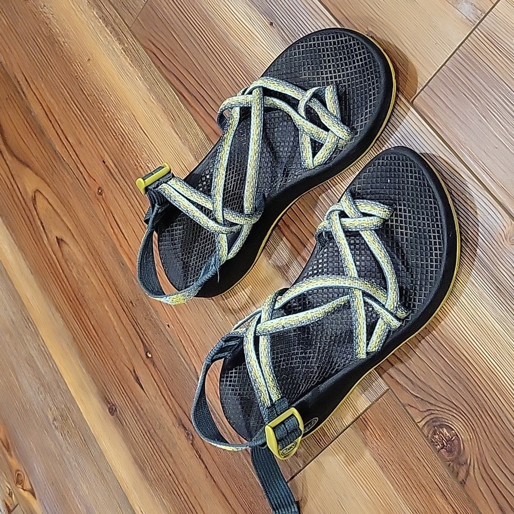 Women's Black and Yellow Strappy Sandals